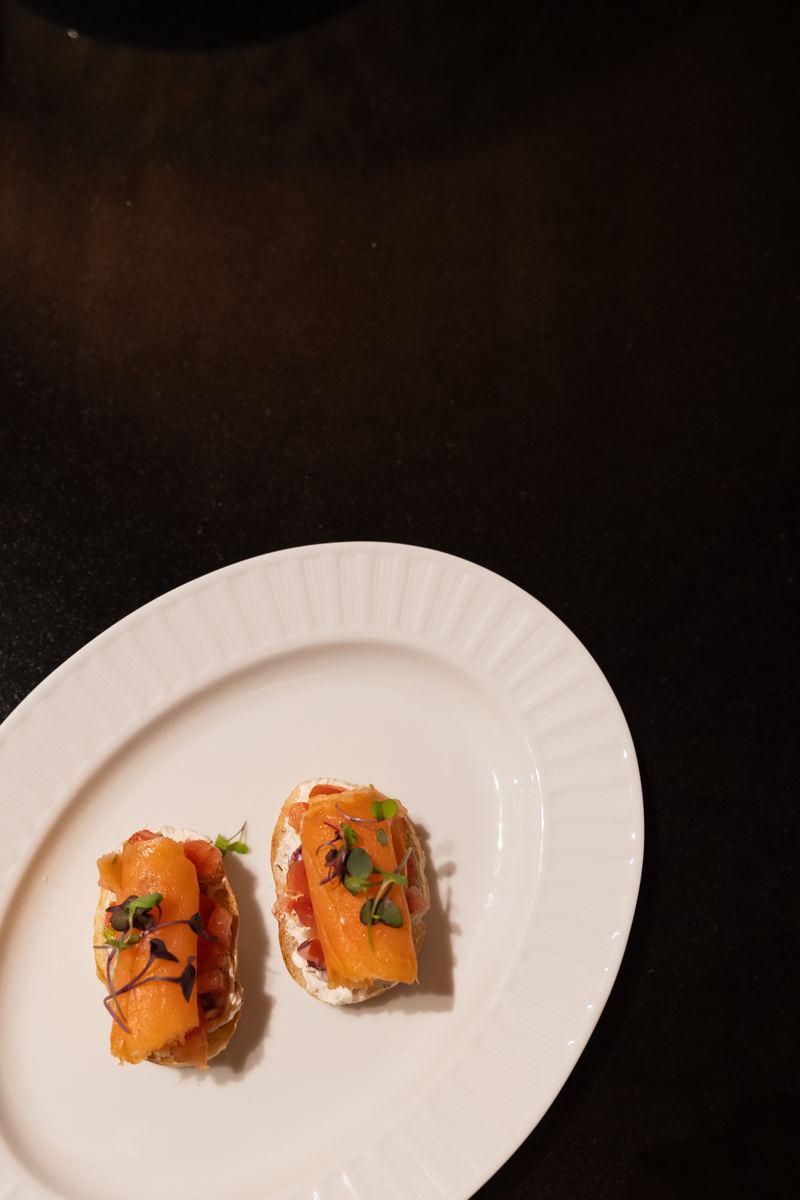 Crostini de salmón